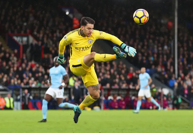 Bảng xếp hạng số đường chuyền dài ở Ngoại hạng Anh: Nhà vô địch Man City xếp chót - Ảnh 1. Bảng xếp hạng số đường chuyền dài ở Ngoại hạng Anh: Nhà vô địch Man City xếp chót - Ảnh 1.