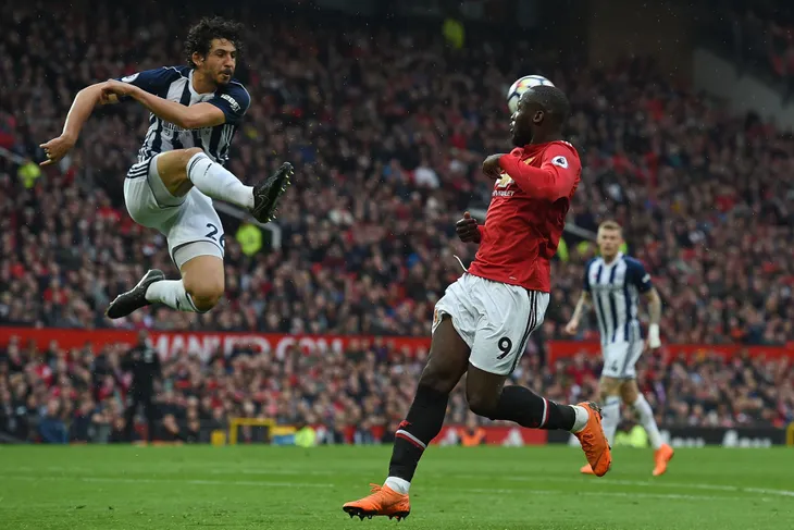 Bảng xếp hạng số đường chuyền dài ở Ngoại hạng Anh: Nhà vô địch Man City xếp chót - Ảnh 17. Bảng xếp hạng số đường chuyền dài ở Ngoại hạng Anh: Nhà vô địch Man City xếp chót - Ảnh 17.