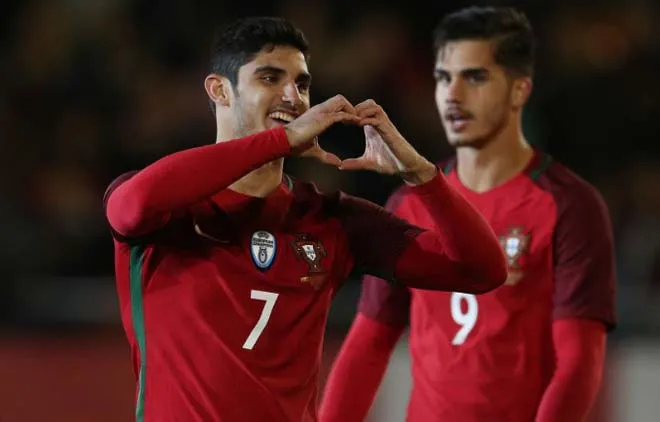 Giao hữu quốc tế: Bồ Đào Nha thắng nhẹ Algeria, Rashford tạo dấu ấn tại ĐT Anh - Ảnh 1. Giao hữu quốc tế: Bồ Đào Nha thắng nhẹ Algeria, Rashford tạo dấu ấn tại ĐT Anh - Ảnh 1.