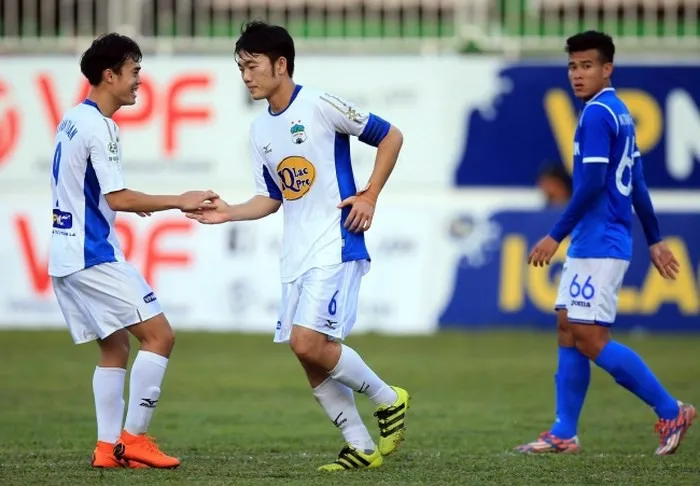 Vòng 12 Nuti Café V.League 2018: Than Quảng Ninh - HAGL (18:00 ngày 09/6 trên VTV6) - Ảnh 2. Vòng 12 Nuti Café V.League 2018: Than Quảng Ninh - HAGL (18:00 ngày 09/6 trên VTV6) - Ảnh 2.