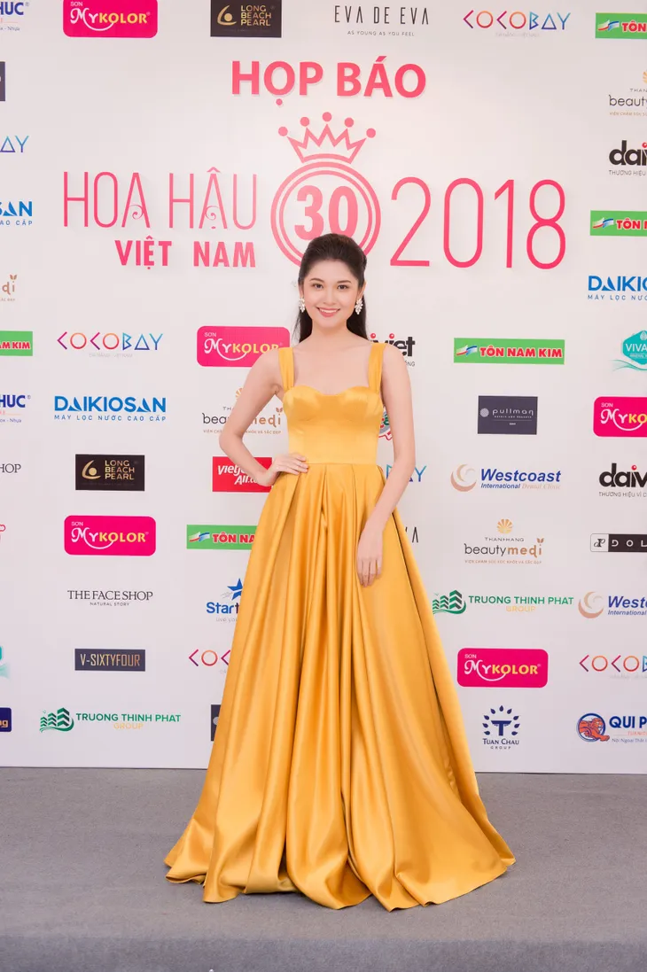 Dàn Hoa hậu, Á hậu hội ngộ khoe sắc ở buổi họp báo Hoa hậu Việt Nam 2018 - Ảnh 3. Dàn Hoa hậu, Á hậu hội ngộ khoe sắc ở buổi họp báo Hoa hậu Việt Nam 2018 - Ảnh 3.