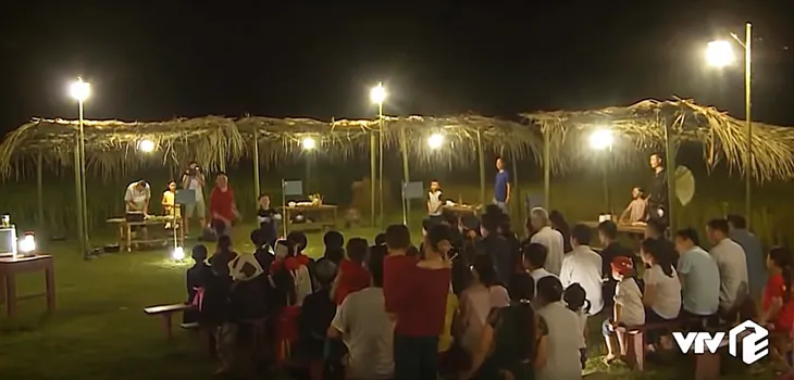 Bố ơi! Mình đi đâu thế: Bố Tiến Lộc giành giải “Đầu bếp xuất sắc” - Ảnh 5. Bố ơi! Mình đi đâu thế: Bố Tiến Lộc giành giải “Đầu bếp xuất sắc” - Ảnh 5.