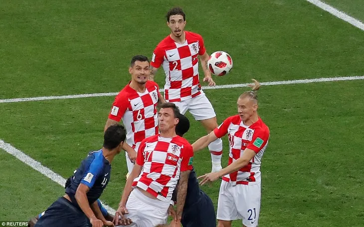 Dân mạng “tố” trọng tài Pitana giúp ĐT Pháp vô địch FIFA World Cup™ 2018 - Ảnh 1. Dân mạng “tố” trọng tài Pitana giúp ĐT Pháp vô địch FIFA World Cup™ 2018 - Ảnh 1.