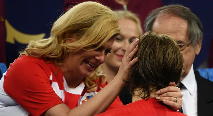 Sau chung kết World Cup 2018, người dùng Việt đổ xô tìm kiếm nữ Tổng thống Croatia - Ảnh 1. Sau chung kết World Cup 2018, người dùng Việt đổ xô tìm kiếm nữ Tổng thống Croatia - Ảnh 1.