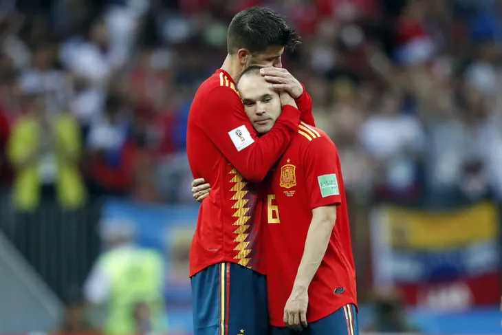 Andres Iniesta chia tay ĐT Tây Ban Nha - Ảnh 1. Andres Iniesta chia tay ĐT Tây Ban Nha - Ảnh 1.