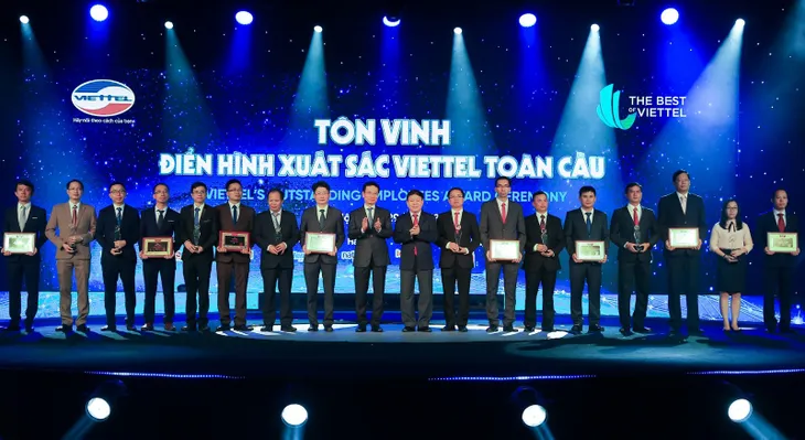 Chủ tịch Viettel: Vượt lên định kiến để có sản phẩm tầm cỡ thế giới - Ảnh 1. Chủ tịch Viettel: Vượt lên định kiến để có sản phẩm tầm cỡ thế giới - Ảnh 1.