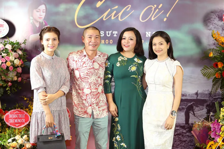 Khán giả rơi nước mắt xem MV Cúc ơi! của NSƯT Tố Nga - Ảnh 1. Khán giả rơi nước mắt xem MV Cúc ơi! của NSƯT Tố Nga - Ảnh 1.