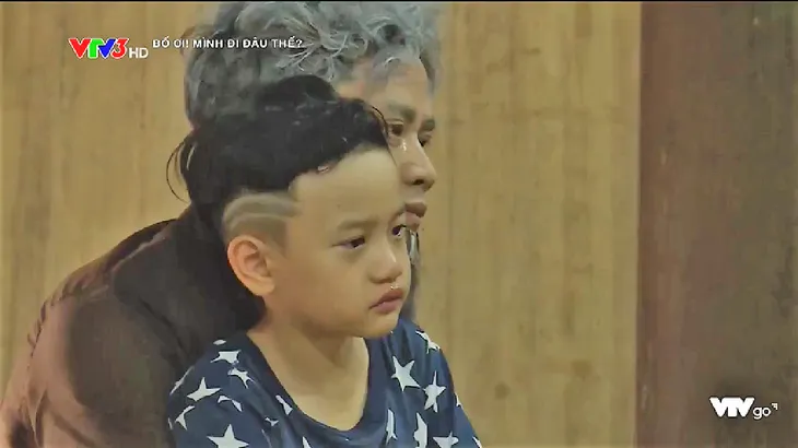 Bố ơi! Mình đi đâu thế?: Nguyễn Hải Phong hốt hoảng vì... mò phải ếch - Ảnh 11. Bố ơi! Mình đi đâu thế?: Nguyễn Hải Phong hốt hoảng vì... mò phải ếch - Ảnh 11.