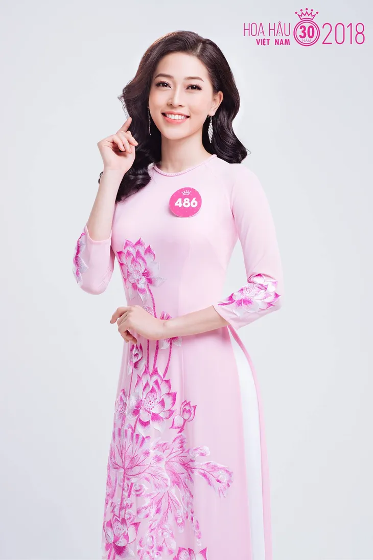 Ngắm nhan sắc 25 thí sinh đại diện phía Bắc lọt vào chung kết toàn quốc Hoa hậu Việt Nam 2018 - Ảnh 23. Ngắm nhan sắc 25 thí sinh đại diện phía Bắc lọt vào chung kết toàn quốc Hoa hậu Việt Nam 2018 - Ảnh 23.