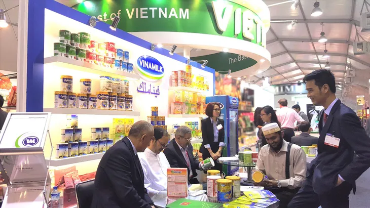 Vinamilk - Doanh nghiệp sữa duy nhất của Việt Nam lọt danh sách “Doanh nghiệp xuất khẩu uy tín năm 2017 - Ảnh 3. Vinamilk - Doanh nghiệp sữa duy nhất của Việt Nam lọt danh sách “Doanh nghiệp xuất khẩu uy tín năm 2017 - Ảnh 3.