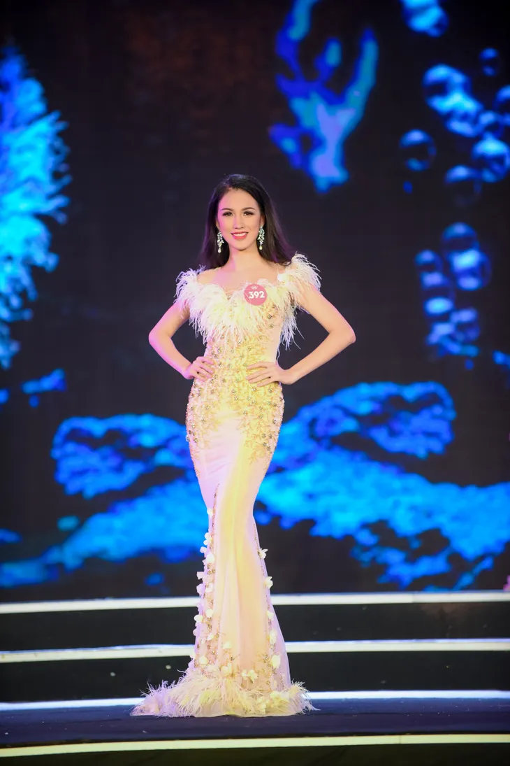 Lọt vào Chung kết Hoa hậu Việt Nam 2018, vì sao BTV của VTV bất ngờ không tham gia dự án nhân ái? - Ảnh 4. Lọt vào Chung kết Hoa hậu Việt Nam 2018, vì sao BTV của VTV bất ngờ không tham gia dự án nhân ái? - Ảnh 4.