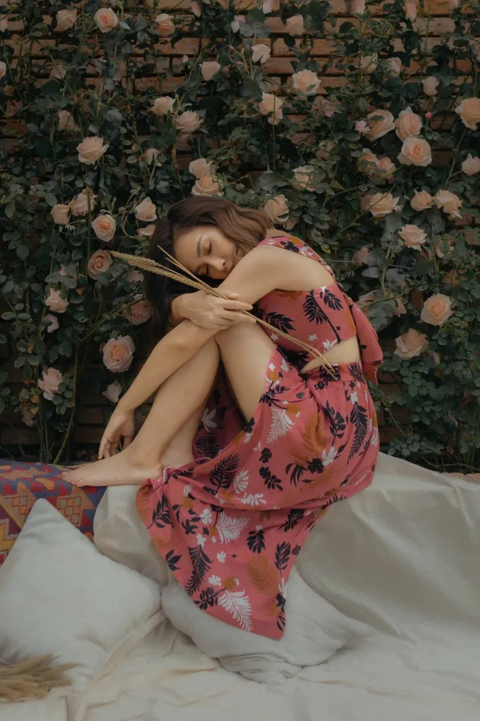 Ái Phương ra mắt MV mới đậm chất ballad trữ tình - Ảnh 1. Ái Phương ra mắt MV mới đậm chất ballad trữ tình - Ảnh 1.