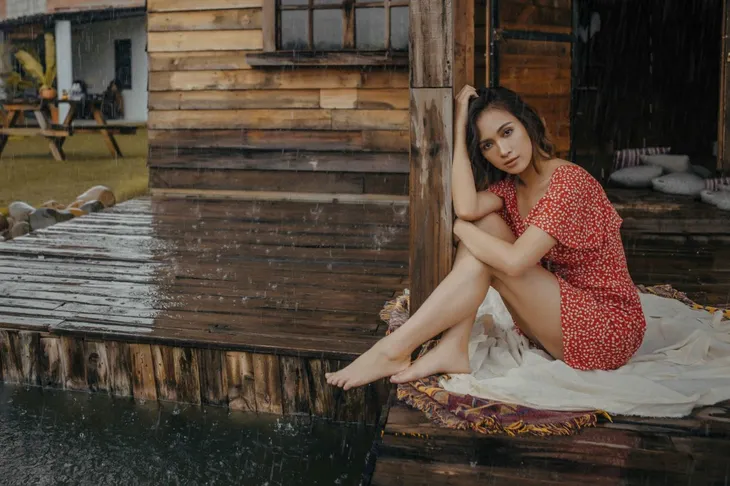 Ái Phương ra mắt MV mới đậm chất ballad trữ tình - Ảnh 3. Ái Phương ra mắt MV mới đậm chất ballad trữ tình - Ảnh 3.