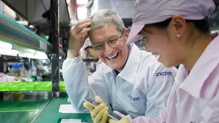 Chạy nước rút cho iPhone 2018, Foxconn thưởng lớn cho công nhân - Ảnh 2. Chạy nước rút cho iPhone 2018, Foxconn thưởng lớn cho công nhân - Ảnh 2.
