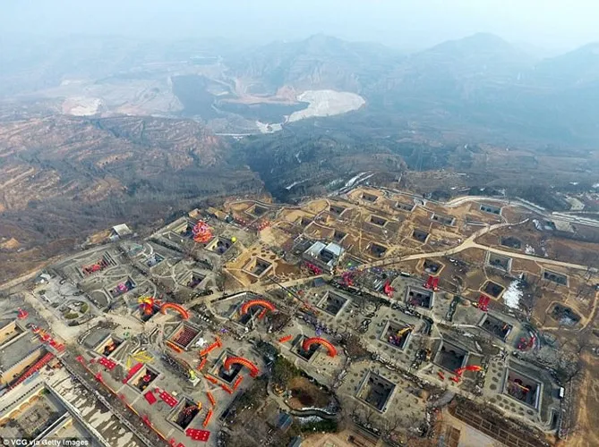 Ngôi làng cổ kỳ lạ khi toàn bộ người dân sống dưới lòng đất - Ảnh 14. Ngôi làng cổ kỳ lạ khi toàn bộ người dân sống dưới lòng đất - Ảnh 14.