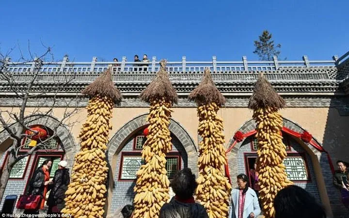 Ngôi làng cổ kỳ lạ khi toàn bộ người dân sống dưới lòng đất - Ảnh 15. Ngôi làng cổ kỳ lạ khi toàn bộ người dân sống dưới lòng đất - Ảnh 15.