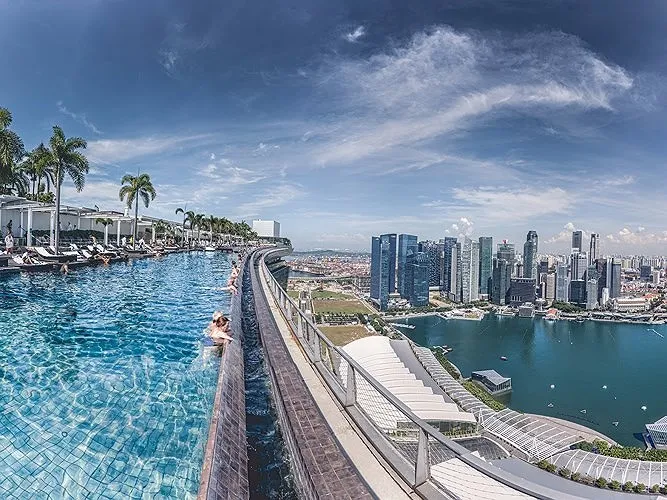 Du khách quên lối về khi ở trong những khách sạn đẹp nhất thế giới này - Ảnh 3.
