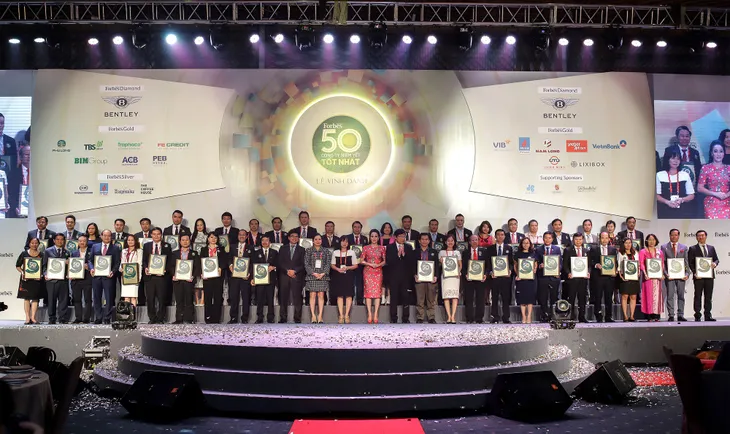 Vinamilk 6 năm liền lọt vào Top 50 công ty niêm yết tốt nhất Việt Nam - Ảnh 1. Vinamilk 6 năm liền lọt vào Top 50 công ty niêm yết tốt nhất Việt Nam - Ảnh 1.