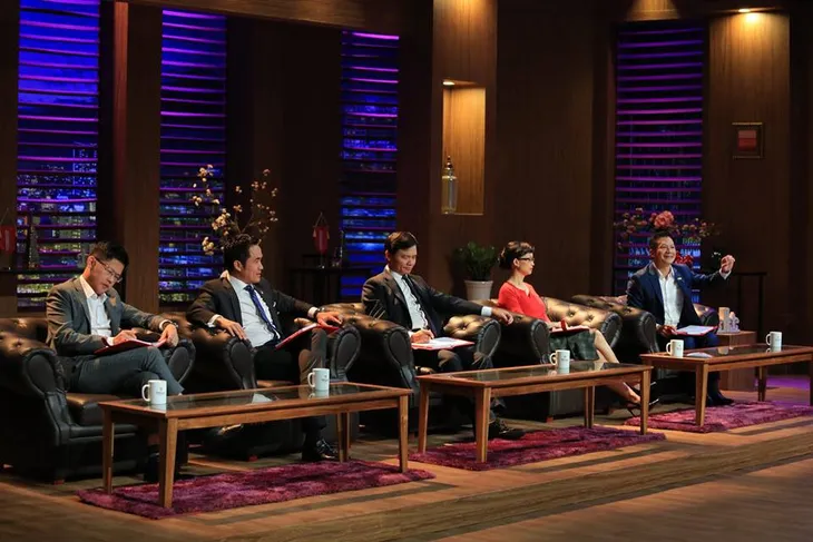 Shark Tank Việt Nam: Startup lắc đầu trước tiền tỷ đầu tư của Shark Phú và Louis Nguyễn - Ảnh 2. Shark Tank Việt Nam: Startup lắc đầu trước tiền tỷ đầu tư của Shark Phú và Louis Nguyễn - Ảnh 2.