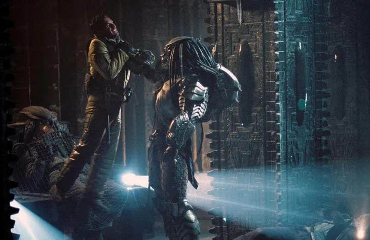 Predator: Sự trở lại của series phim quái vật không gian kinh điển - Ảnh 1. Predator: Sự trở lại của series phim quái vật không gian kinh điển - Ảnh 1.