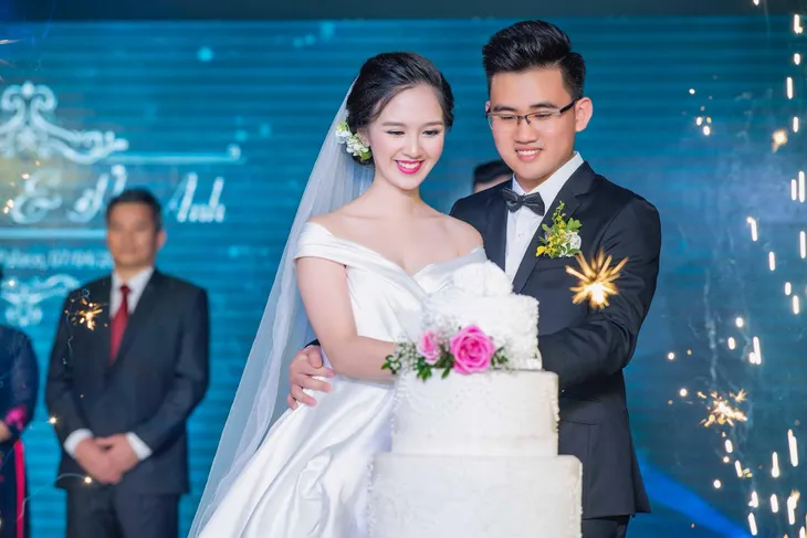 Diễn viên nhí Bánh đúc có xương bất ngờ kết hôn ở tuổi 21 - Ảnh 3. Diễn viên nhí Bánh đúc có xương bất ngờ kết hôn ở tuổi 21 - Ảnh 3.