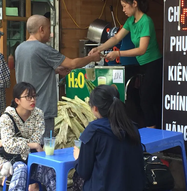 Nắng nóng kéo dài, nhiều người hưởng lời? - Ảnh 1. Nắng nóng kéo dài, nhiều người hưởng lời? - Ảnh 1.