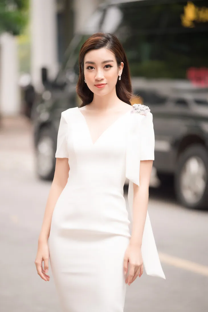 Hoa hậu Việt Nam lần đầu tiên có thí sinh đang theo làm Tiến sĩ - Ảnh 2. Hoa hậu Việt Nam lần đầu tiên có thí sinh đang theo làm Tiến sĩ - Ảnh 2.