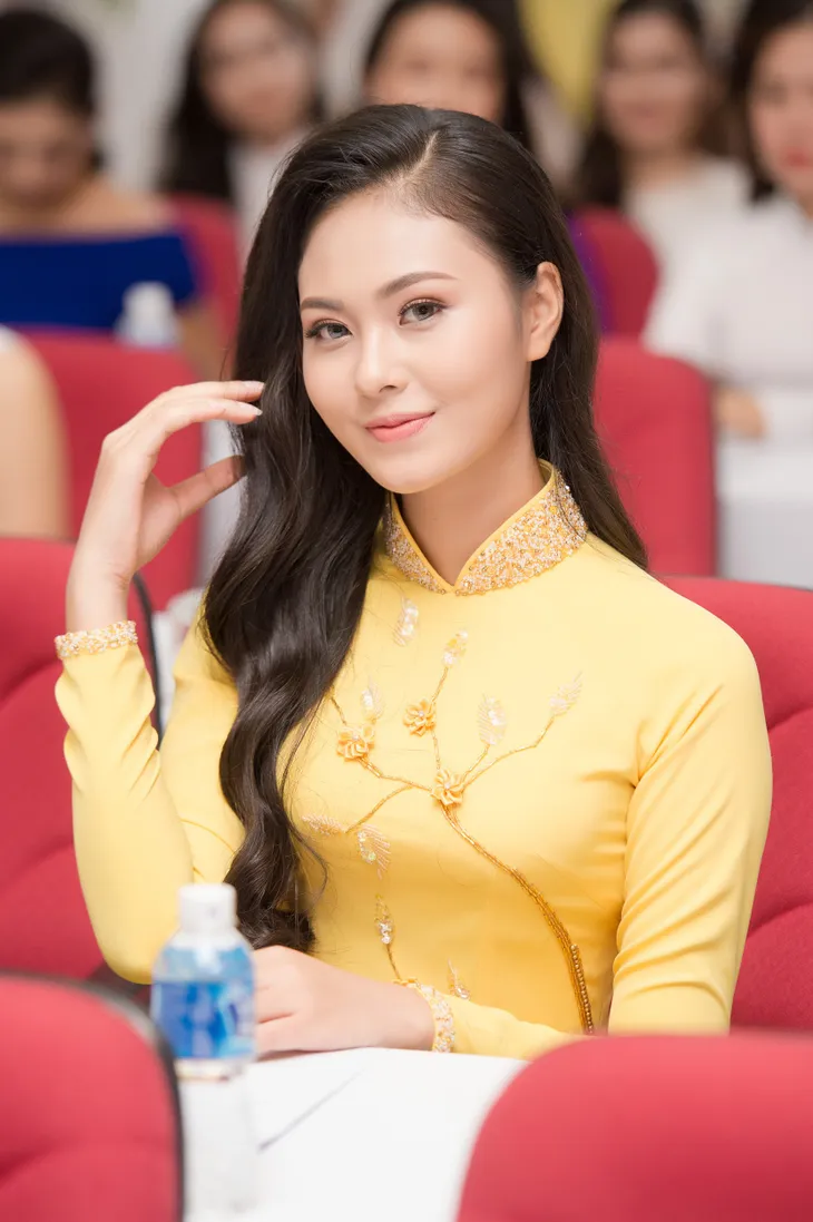 BTV của VTV nằm trong nhóm thí sinh nổi bật khu vực phía Bắc Hoa hậu Việt Nam 2018 - Ảnh 4. BTV của VTV nằm trong nhóm thí sinh nổi bật khu vực phía Bắc Hoa hậu Việt Nam 2018 - Ảnh 4.