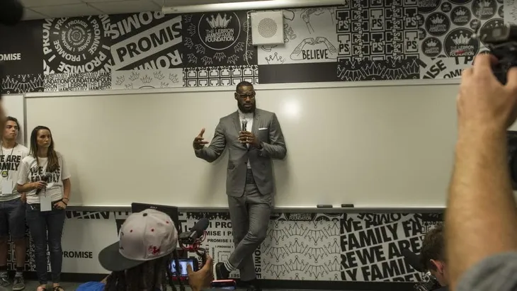 Ngôi trường I PROMISE: Di sản để đời của LeBron James bên ngoài trái bóng rổ - Ảnh 2. Ngôi trường I PROMISE: Di sản để đời của LeBron James bên ngoài trái bóng rổ - Ảnh 2.