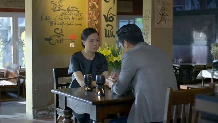 Cả một đời ân oán - Tập 65: Diệu (Lan Phương) bị tình cũ của Tú bắt thóp mất rồi - Ảnh 2. Cả một đời ân oán - Tập 65: Diệu (Lan Phương) bị tình cũ của Tú bắt thóp mất rồi - Ảnh 2.