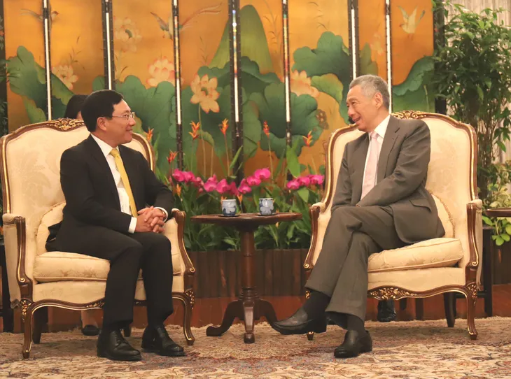 Phó Thủ tướng Phạm Bình Minh thăm chính thức Singapore - Ảnh 4. Phó Thủ tướng Phạm Bình Minh thăm chính thức Singapore - Ảnh 4.