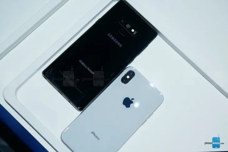 Đọ đáng Galaxy Note 9 và iPhone X: Ai chất hơn ai? - Ảnh 6. Đọ đáng Galaxy Note 9 và iPhone X: Ai chất hơn ai? - Ảnh 6.