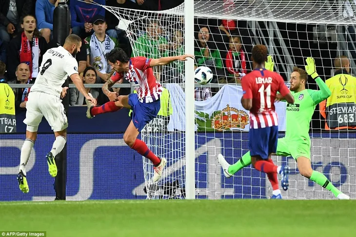 Vượt qua Real Madrid, Atletico Madrid lần thứ 3 giành siêu cúp châu Âu - Ảnh 2. Vượt qua Real Madrid, Atletico Madrid lần thứ 3 giành siêu cúp châu Âu - Ảnh 2.
