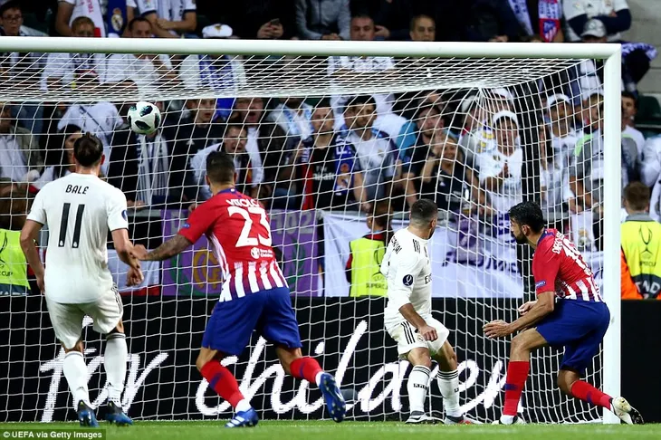 Vượt qua Real Madrid, Atletico Madrid lần thứ 3 giành siêu cúp châu Âu - Ảnh 4. Vượt qua Real Madrid, Atletico Madrid lần thứ 3 giành siêu cúp châu Âu - Ảnh 4.