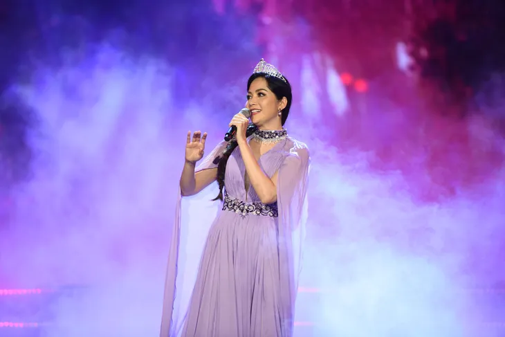 Hoa hậu Việt Nam Thiên Nga hát nhạc Trịnh chất chứa nỗi buồn - Ảnh 1. Hoa hậu Việt Nam Thiên Nga hát nhạc Trịnh chất chứa nỗi buồn - Ảnh 1.