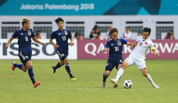 ẢNH: Xuất sắc vượt qua Olympic Nhật Bản, Olympic Việt Nam nhất bảng D bóng đá nam ASIAD 2018 - Ảnh 10. ẢNH: Xuất sắc vượt qua Olympic Nhật Bản, Olympic Việt Nam nhất bảng D bóng đá nam ASIAD 2018 - Ảnh 10.