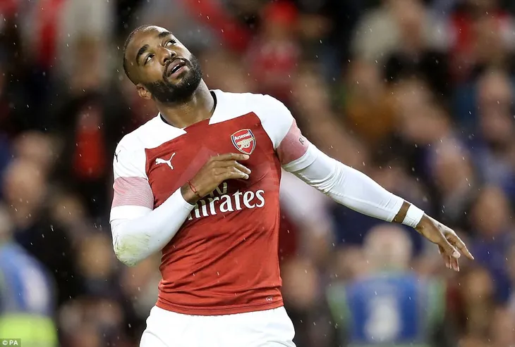 IC Cup 2018: Arsenal ngược dòng nghẹt thở trước Chelsea - Ảnh 3. IC Cup 2018: Arsenal ngược dòng nghẹt thở trước Chelsea - Ảnh 3.
