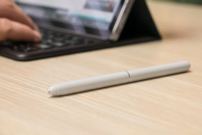 Samsung ra mắt Galaxy Tab S4: Chát chả kém iPad Pro - Ảnh 3. Samsung ra mắt Galaxy Tab S4: Chát chả kém iPad Pro - Ảnh 3.