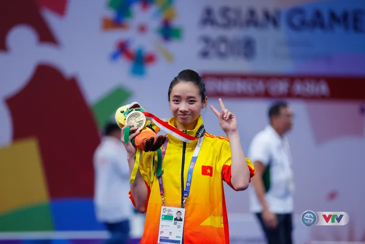 duong thuy vi - pham quoc khanh wushu asiad 201818 duong thuy vi - pham quoc khanh wushu asiad 201818