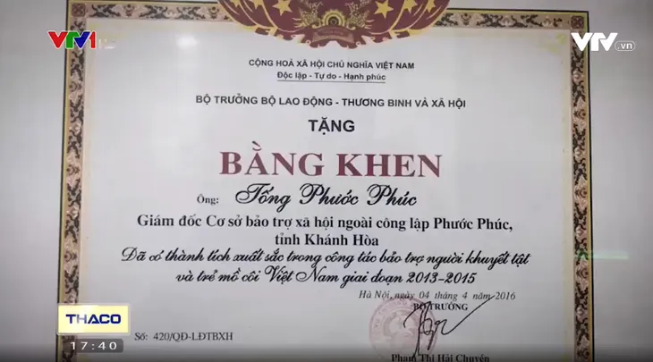 Người cha nghèo 14 năm chôn cất 20.000 hài nhi, cưu mang hàng trăm đứa bé mồ côi ở Nha Trang - Ảnh 6. Người cha nghèo 14 năm chôn cất 20.000 hài nhi, cưu mang hàng trăm đứa bé mồ côi ở Nha Trang - Ảnh 6.
