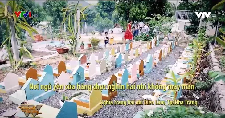 Người cha nghèo 14 năm chôn cất 20.000 hài nhi, cưu mang hàng trăm đứa bé mồ côi ở Nha Trang - Ảnh 1. Người cha nghèo 14 năm chôn cất 20.000 hài nhi, cưu mang hàng trăm đứa bé mồ côi ở Nha Trang - Ảnh 1.