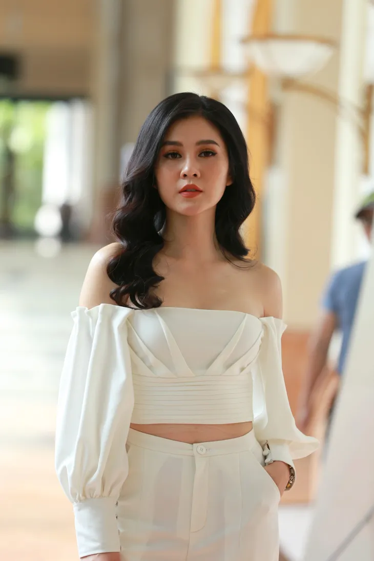 Phanh Lee sánh đôi cùng Thu Hoài giống nhau như hai chị em sinh đôi - Ảnh 2. Phanh Lee sánh đôi cùng Thu Hoài giống nhau như hai chị em sinh đôi - Ảnh 2.