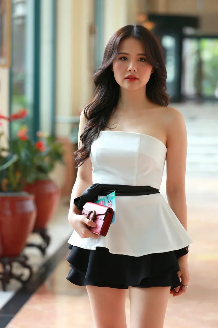 Phanh Lee sánh đôi cùng Thu Hoài giống nhau như hai chị em sinh đôi - Ảnh 4. Phanh Lee sánh đôi cùng Thu Hoài giống nhau như hai chị em sinh đôi - Ảnh 4.
