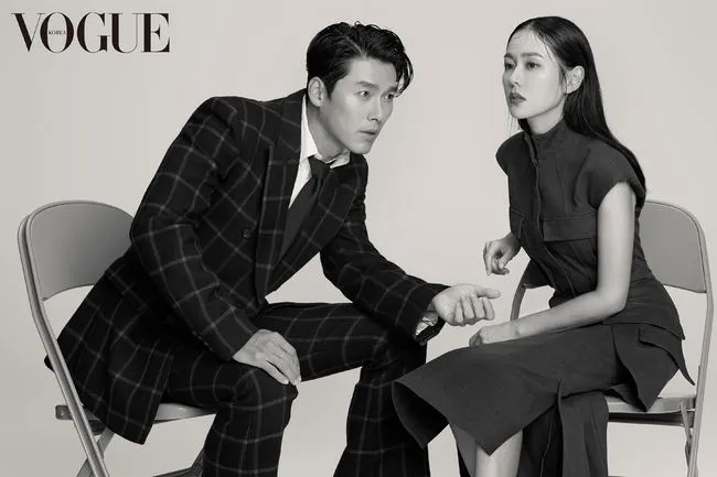 Hyun Bin - Son Ye Jin đẹp xuất thần trên tạp chí Vogue Korea - Ảnh 1. Hyun Bin - Son Ye Jin đẹp xuất thần trên tạp chí Vogue Korea - Ảnh 1.