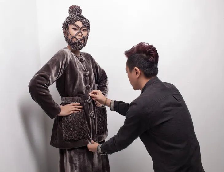 NTK Công Trí: Chàng trai ngành đồ hoạ thành công trên con đường tay ngang - Ảnh 2. NTK Công Trí: Chàng trai ngành đồ hoạ thành công trên con đường tay ngang - Ảnh 2.