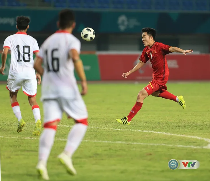 Thắng Olympic Bahrain, HLV Park Hang Seo cảm ơn người hâm mộ, đánh giá cao Công Phượng - Ảnh 2. Thắng Olympic Bahrain, HLV Park Hang Seo cảm ơn người hâm mộ, đánh giá cao Công Phượng - Ảnh 2.