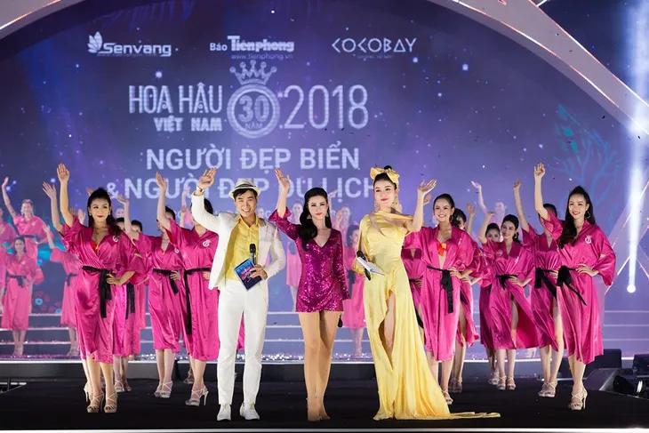 Công bố Top 3 Người đẹp Biển - Hoa hậu Việt Nam 2018 - Ảnh 7. Công bố Top 3 Người đẹp Biển - Hoa hậu Việt Nam 2018 - Ảnh 7.