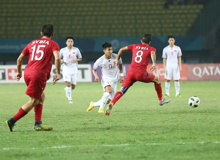 ẢNH: Olympic Việt Nam thắng ngoạn mục Olympic Syria, giành quyền vào bán kết ASIAD 2018 - Ảnh 10. ẢNH: Olympic Việt Nam thắng ngoạn mục Olympic Syria, giành quyền vào bán kết ASIAD 2018 - Ảnh 10.