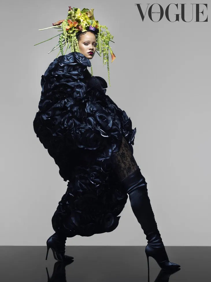 Rihanna đầy ấn tượng trên Vogue Anh - Ảnh 2. Rihanna đầy ấn tượng trên Vogue Anh - Ảnh 2.