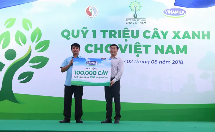 Phát huy đạo lý Uống nước nhớ nguồn - Vinamilk trồng 100.000 cây xanh tại Bắc Kạn - Ảnh 3. Phát huy đạo lý Uống nước nhớ nguồn - Vinamilk trồng 100.000 cây xanh tại Bắc Kạn - Ảnh 3.